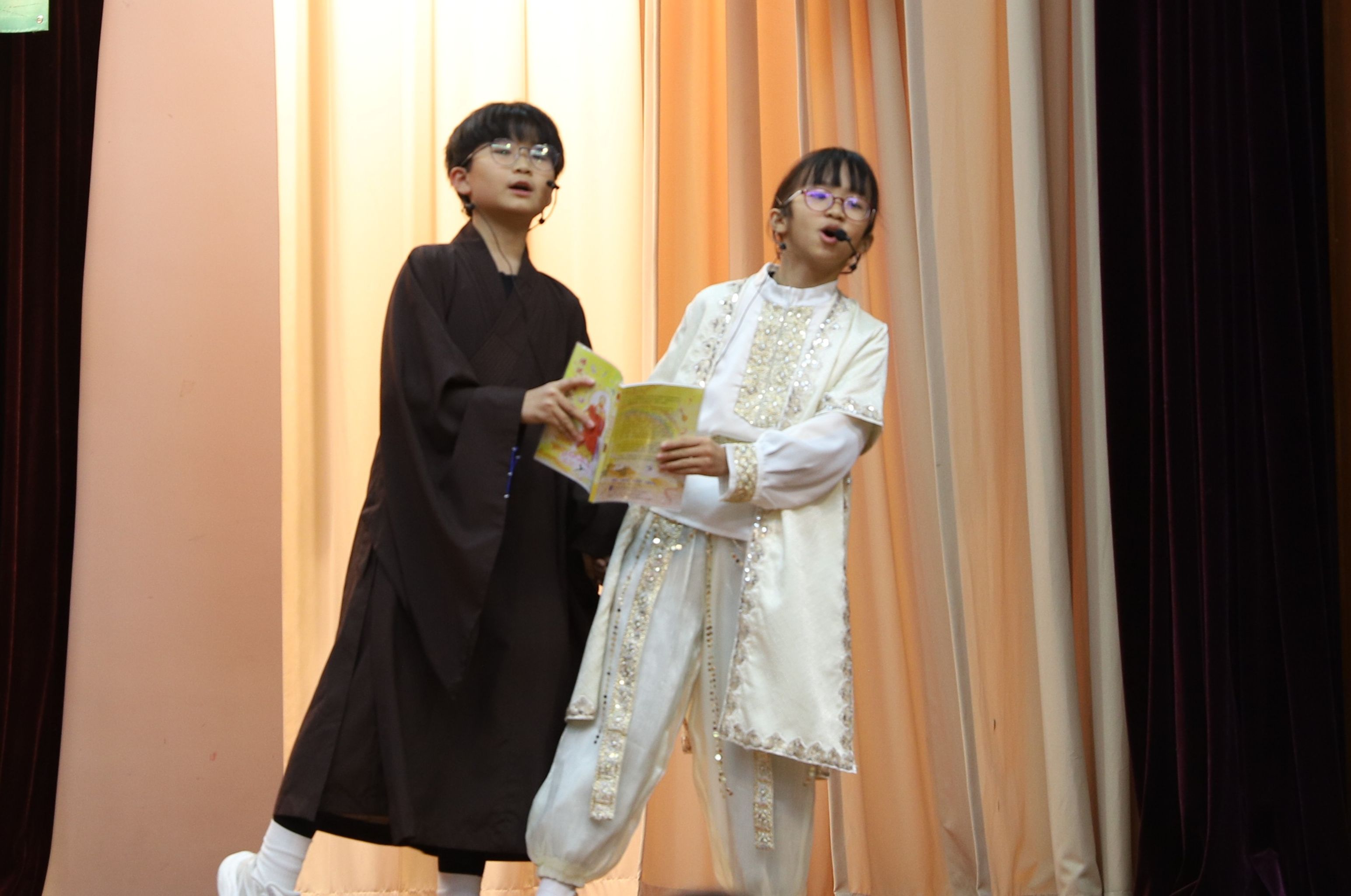 佛教林金殿紀念小學隊伍表演生動，獲得一等獎。